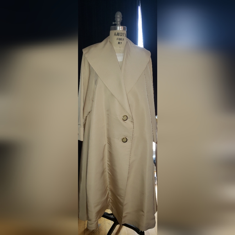 Vintage Cream Opera Kimono Sleeves Opera Silk Coat